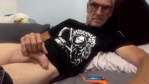 deanofflove221000 online show from 7, 2, 2026