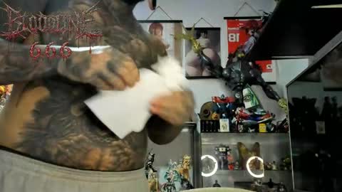    online show from 21, 4, 2026