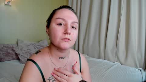 Snapshot of debbie_taylor chatting on 28, 12, 2024 Debbie Mon Tue Fri Sun Sat GMT 3 1000am - 0400pm online show from 28, 12, 2024