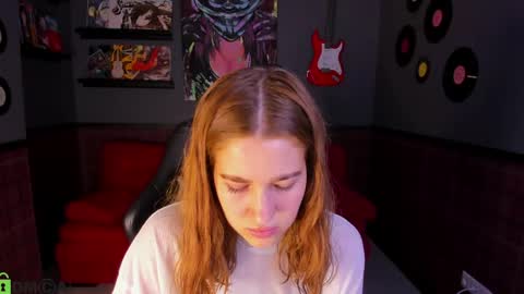 Jennifer online show from 23, 4, 2026