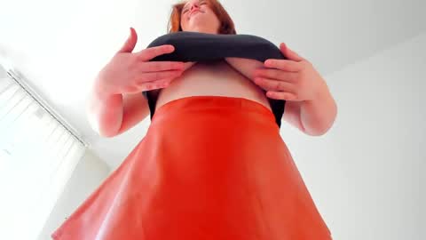 DeboraDebbieDee online show from 8, 6, 2026