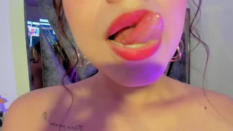 Snapshot of deborah_collins1 chatting on 28, 2, 2025 deborah_collins1 online show from 28, 2, 2025