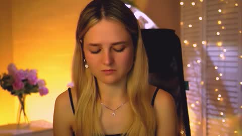 Debora online show from 13, 10, 2025