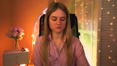 Snapshot of deboralarson chatting on 5, 3, 2026 Debora online show from 5, 3, 2026