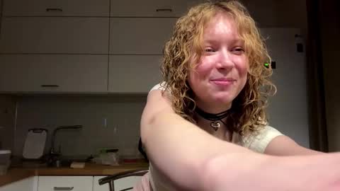 Hello My name is Sarah im new model here and little but shy. online show from 6, 1, 2026