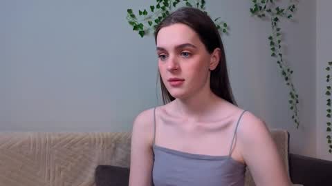 Annie online show from 26, 11, 2025