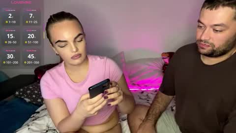 deeplookscouple online show from 10, 10, 2025