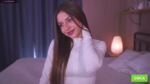 Snapshot of deeptalkss_ chatting on 19, 11, 2025 Eva online show from 19, 11, 2025