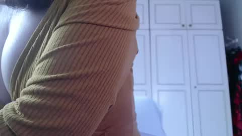 Snapshot of deessedivine chatting on 20, 2, 2025 KamiDevi online show from 20, 2, 2025