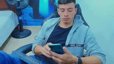 Snapshot of deiby_baby chatting on 14, 11, 2025 DEIBY online show from 14, 11, 2025