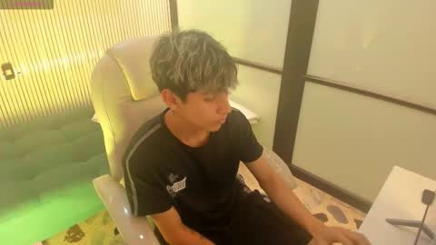 Deilan Wolf  online show from 2, 3, 2026