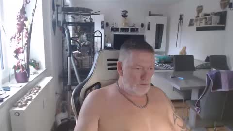 deinprinz2312 online show from 28, 10, 2025