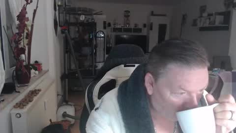 deinprinz2312 online show from 18, 11, 2025