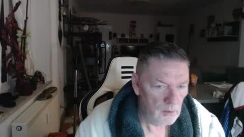 deinprinz2312 online show from 4, 2, 2026