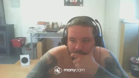 Snapshot of deinspielzeug87 chatting on 3, 3, 2025 deinspielzeug87 online show from 3, 3, 2025