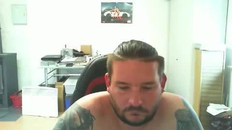 Snapshot of deinspielzeug87 chatting on 17, 9, 2025 deinspielzeug87 online show from 17, 9, 2025