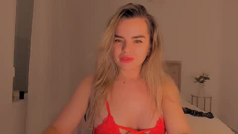 Snapshot of deliadelicious chatting on 15, 2, 2025 deliadelicious online show from 15, 2, 2025