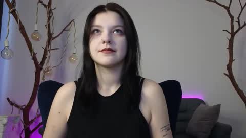 deliaeffy online show from 27, 2, 2026