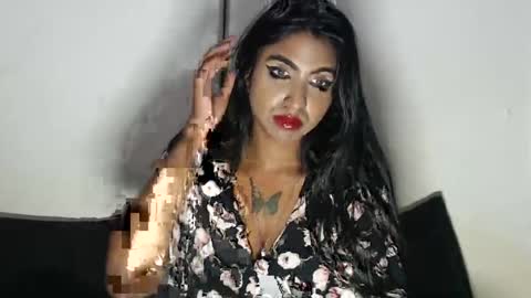Delilah Blaze online show from 13, 1, 2025
