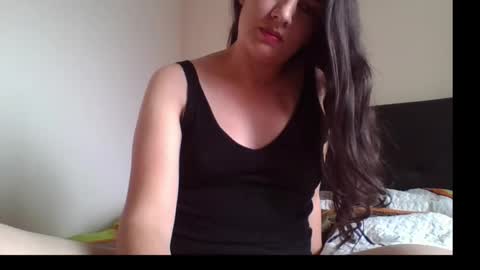 Snapshot of della_helena chatting on 5, 10, 2025 Della Helena online show from 5, 10, 2025
