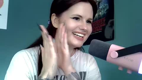 dellacrush_ online show from 19, 2, 2025