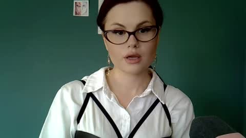 dellacrush_ online show from 24, 2, 2025