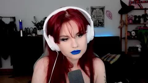 dellacrush_ online show from 3, 2, 2026