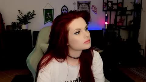 dellacrush_ online show from 22, 2, 2026