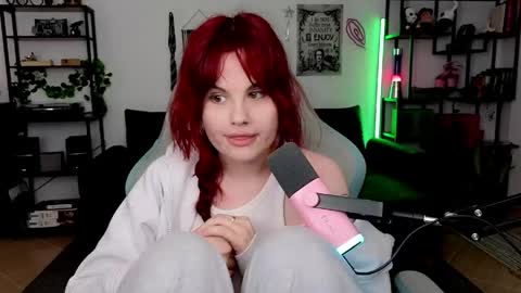 dellacrush_ online show from 29, 4, 2026