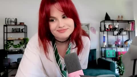 dellacrush_ online show from 14, 5, 2026