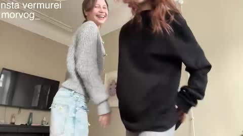 Delora online show from 7, 10, 2025