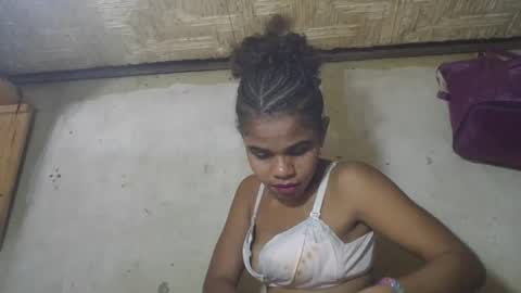 delphine online show from 24, 4, 2026