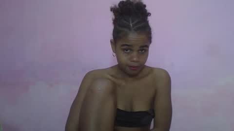 delphine online show from 25, 4, 2026