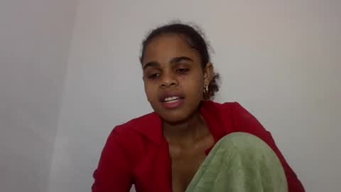 delphine online show from 8, 6, 2026