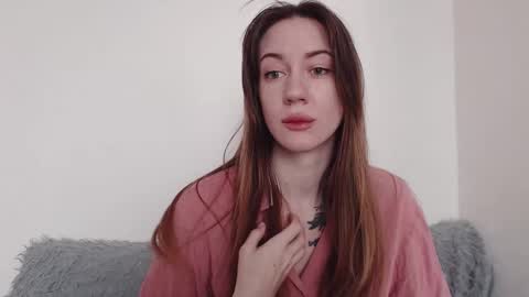 Demi. not your babybabebb and other shit online show from 15, 10, 2025