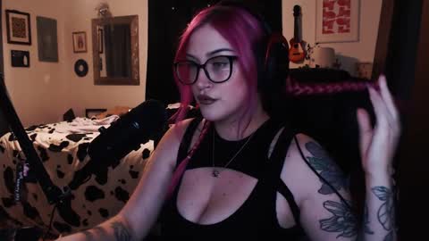 Snapshot of demongf chatting on 31, 1, 2025 Demoness Mina online show from 31, 1, 2025