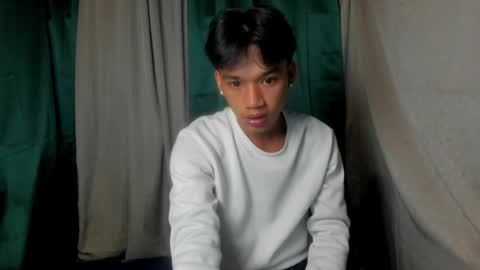 Snapshot of den_cummers chatting on 23, 5, 2026 den_cummers online show from 23, 5, 2026