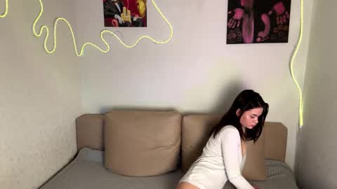 Kate online show from 25, 2, 2026