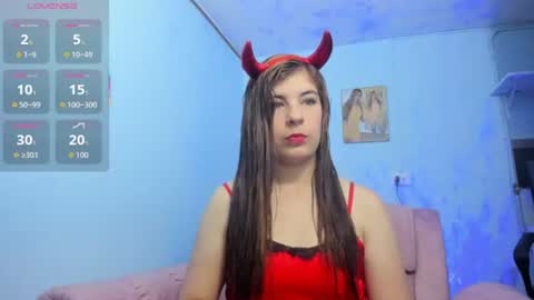 Snapshot of denise_babe_ chatting on 12, 6, 2026 Laura online show from 12, 6, 2026