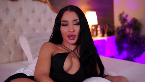 denisedevilles online show from 3, 1, 2025