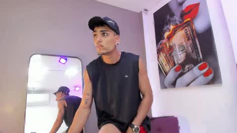 Dennis Kinsey online show from 20, 4, 2026