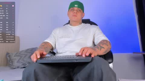 dennis munera online show from 24, 10, 2025