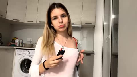 Denni online show from 14, 9, 2025