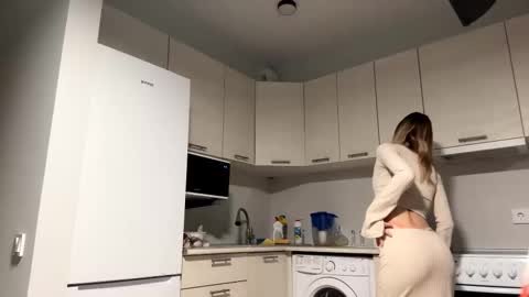 Denni online show from 11, 10, 2025