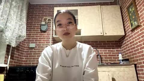 Emma online show from 2, 10, 2025