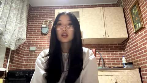 Emma online show from 3, 10, 2025