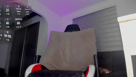 dereckhardd online show from 23, 9, 2025