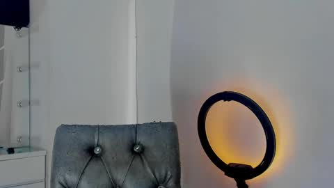 dereckhardd online show from 25, 4, 2026