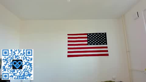 Snapshot of derek_shameless chatting on 28, 9, 2025 Derek online show from 28, 9, 2025