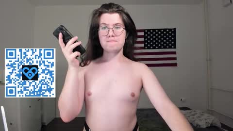 Snapshot of derek_shameless chatting on 11, 11, 2025 Derek online show from 11, 11, 2025